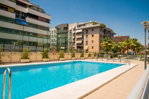 Figares Apartment | EnjoyGranada LUJO Piscina y Parking