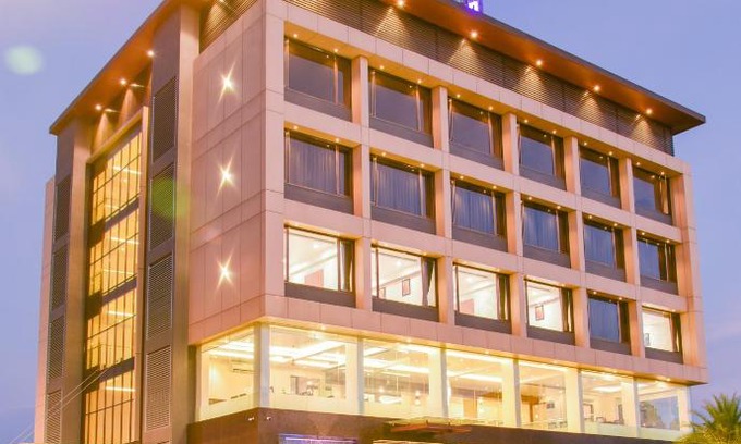 Pune Hotel | Enrise by Sayaji, Khed Shivapur Pune