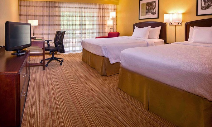 Durham Hotel | Ensuring a Very Comfortable & Memorable Stay! Free Parking, Pool, Pets Allowed