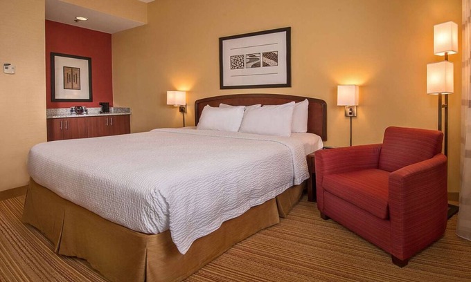 Durham Hotel | Ensuring a Very Comfortable & Memorable Stay! Free Parking, Onsite Pool