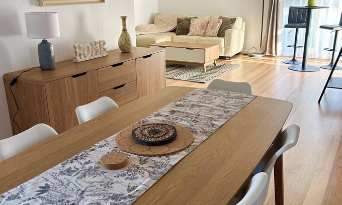 Balwyn North House | Entire cosy and spacious home in Doncaster