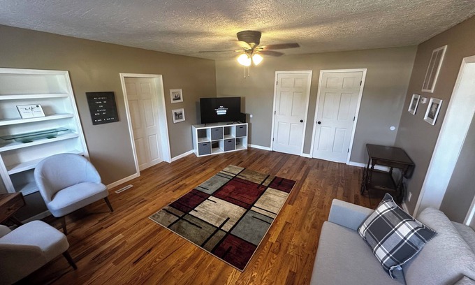 Cambridge City House | Entire Home in Cambridge City