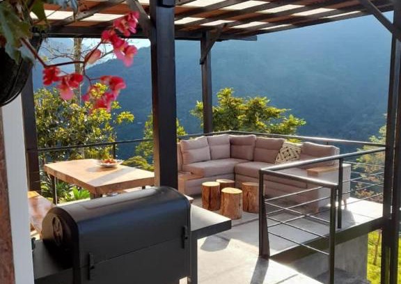 Buenavista Ski Chalet | ENTREMONTAÑAS CABAÑA