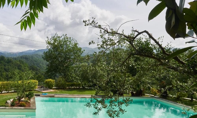 San Terenzo Monti House | EREMO DEI POETI- CANOVA