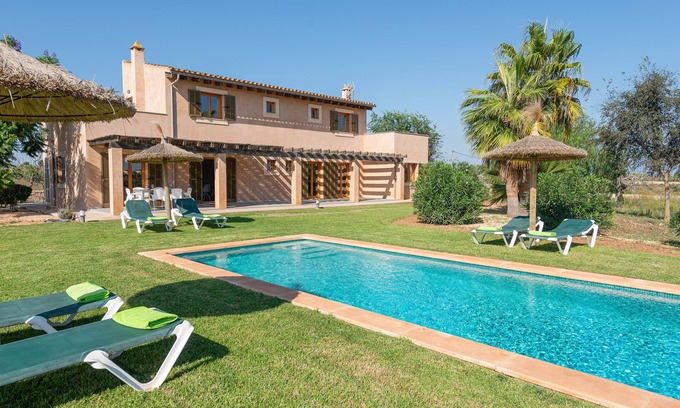 Porto Cristo Villa | Es Regalo (Pérgola) - Three Bedroom Villa, Sleeps 6