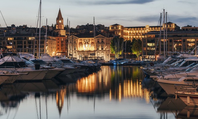 Belsunce Hotel | Escale Oceania Marseille Vieux Port