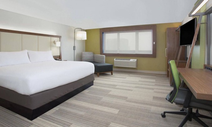 Whitehaven House | Escape to a Contemporary Suite w/ Breakfast!