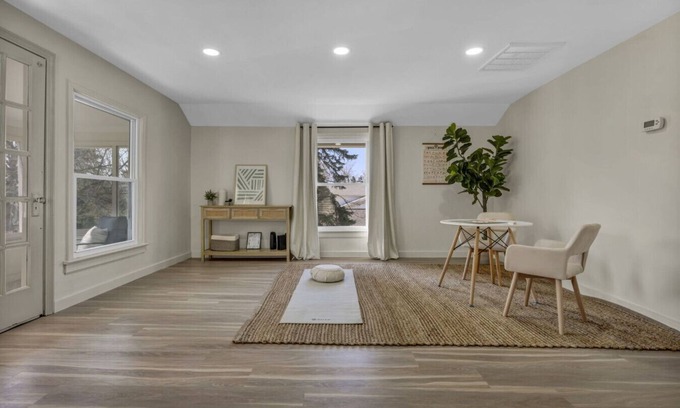 Cleveland Apartment | Escape to comfort at Be Cozy Getaway! Located in a serene neighborhood in Euclid.