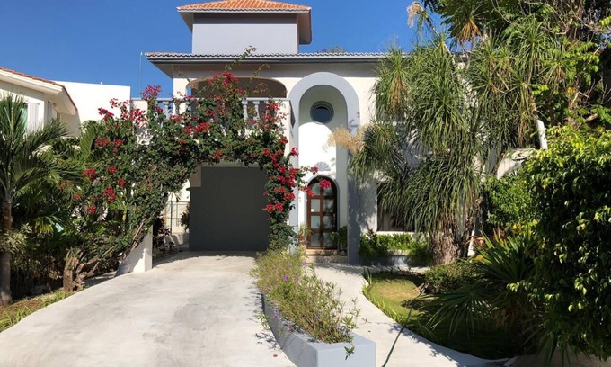 Playacar House | Escape to Paradise 4/3.5 Home with Private Pool and fast internet with mesh wifi