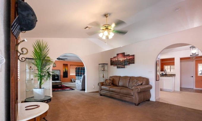 Valentine House | Escape to The Triple Palms