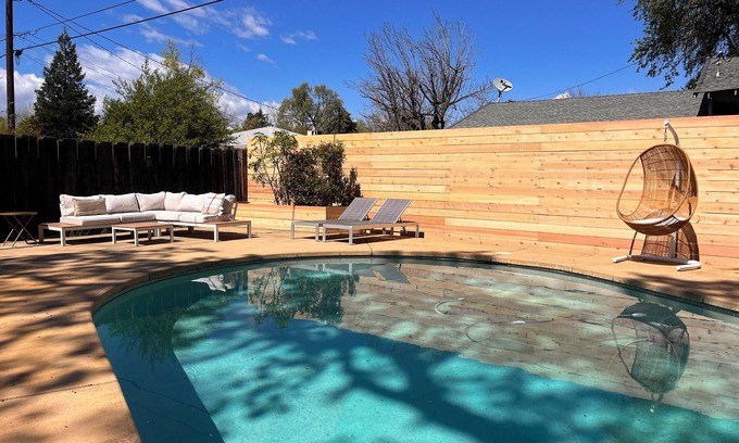 Kutras House | Escape to this Redding 3-Bedroom home with Outdoor Pool and Spa