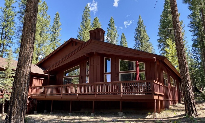 Whitehawk House | Escape to your Whitehawk Ranch retreat - 2 cozy bedrooms await
