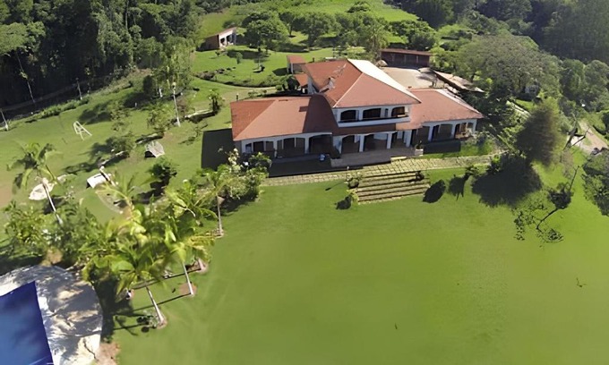 Mato Dentro House | Espaço Eslovaquia - Casarão com Piscina, Paz e Conexão com a Natureza