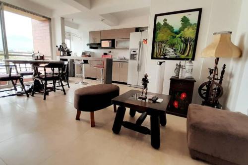 Pereira Apartment | Espectacular apartamento via Cerritos 8 personas