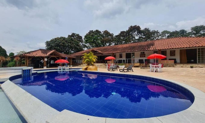 Pueblo Tapao House | Espectacular finca cerca al parque del café!