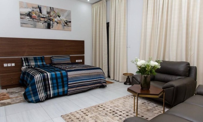 Lome Apartment | ESSOWASIM & Bernd