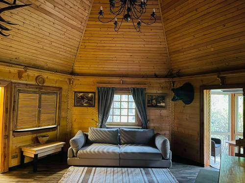 Klavdiyevo-Tarasove Hotel | Ethno Complex Ukrayinske Selo