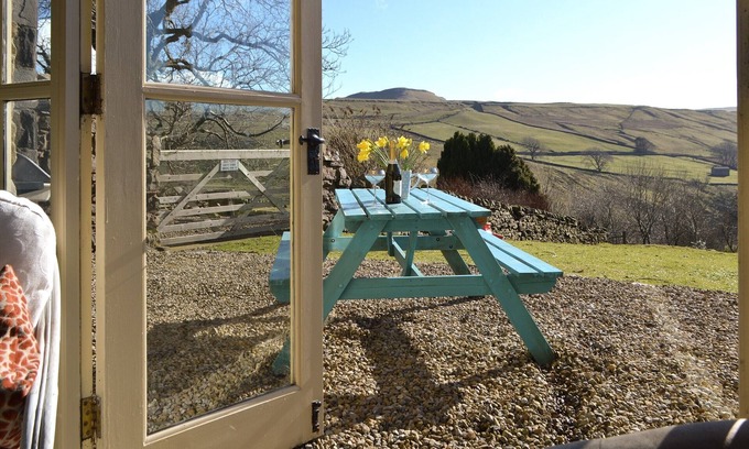 Worton Cottage | Even your horse can come with you on holiday to this cottage with stabling by arrangement and a trek