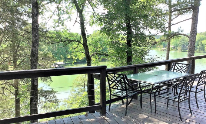 Mid America Cabin | Evening Breeze Cabin #10 on the Lake!