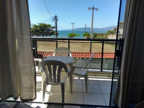 Garatucaia Apartment | Excelente apto 2 quartos de frente para o mar em Garatucaia