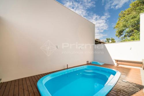 Mariscal House | Excelente duplex geminado na Praia de Mariscal.