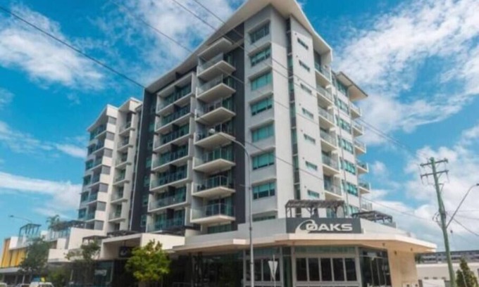 Mackay Apartment | Excellent Location - Modern Hotel Room in Mackay!