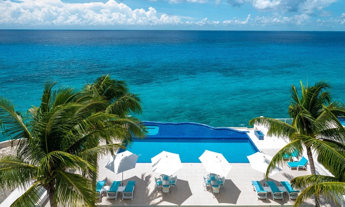 Zona Hotelera Norte Condo | Excellent Oceanfront 2BR Condo, South tower, the Best Views in the complex!