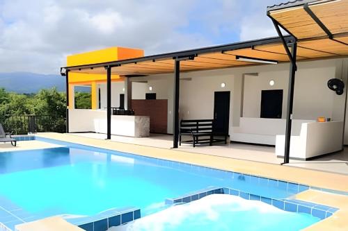 Tocaima House | Excepcional CASA FINCA piscina privada wi-fi tv