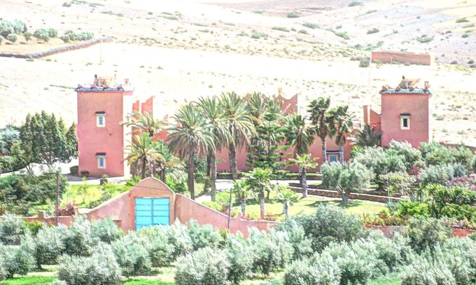 Gueliz House | EXCLUSIVE, Authentic Berber Kasbah, view on the Atlas, hammam, swimming pool .