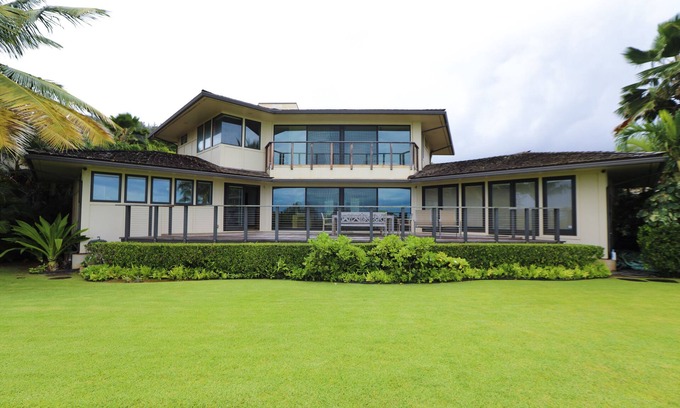 Pupukea House | Exclusive Beachfront Home in Private Gated Community