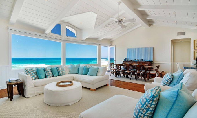 La Jolla Shores House | Exclusive La Jolla Shores Beachfront Estate with stunning ocean views & spa