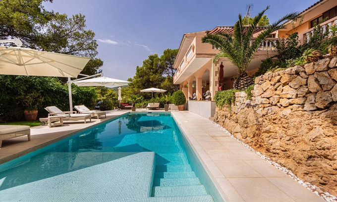 Son Vida Villa | * * Exclusive Spanish-style villa*Villa Es Pont, up to 10 pers
