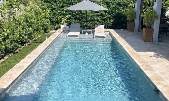 Oldsmar House | EXECUTIVE HOME with RESORT POOL in the heart of Tampa Bay