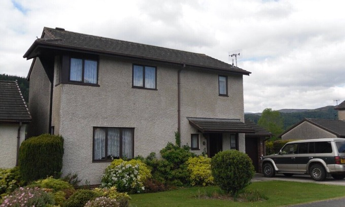 Llanrwst House | Executive House,WiFi,Superb Views,Pets O.K.Walk into Llanrwst.Sleeps 7+Baby/cot
