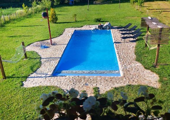 Glavaticevo Villa | Exo Log Cottage