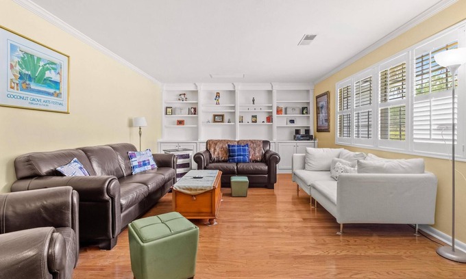 Gainesville House | Expansive Forest Ridge Retreat in Central GNV