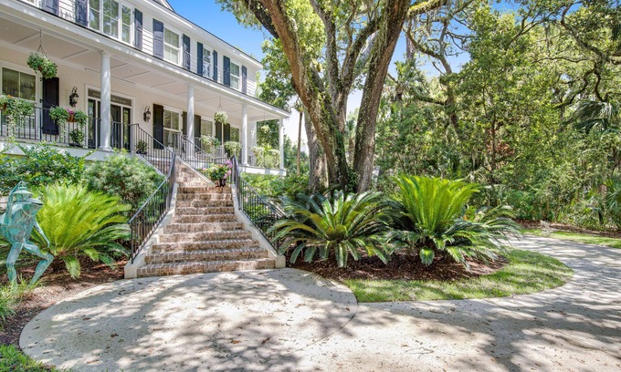 Seabrook Island House | Expansive Home with Shared Pools, High-Speed WiFi, Central AC, & Washer/Dryer