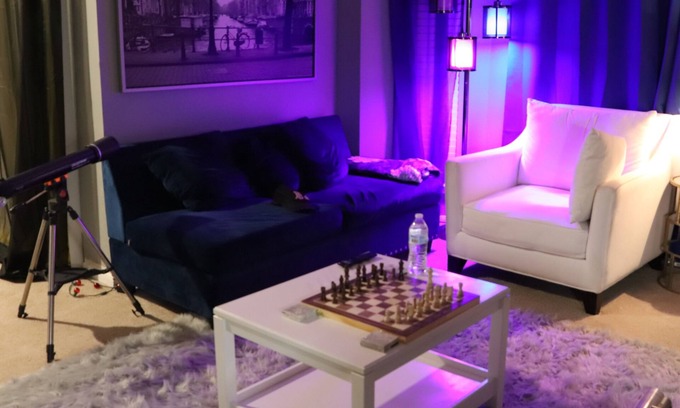 Gulfton Apartment | Experience the best of city living in our modern and stylish apartment