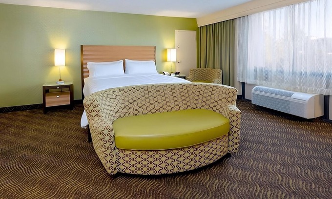 San Jose Hotel | Explore The Winchester Mystery House! Free Airport Shuttle And Care Hire