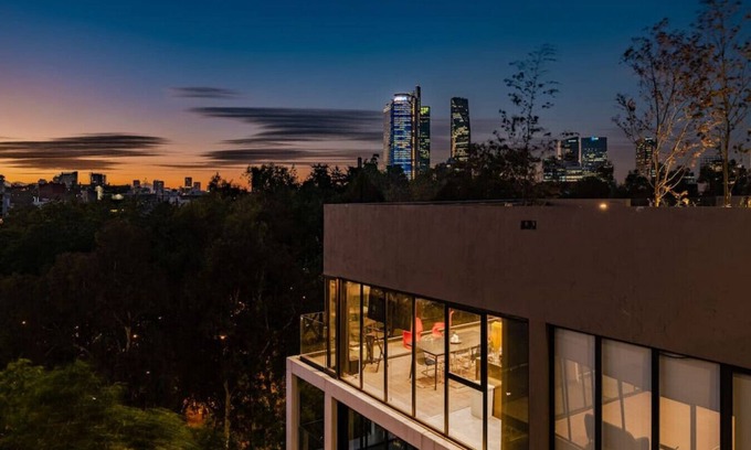 La Condesa Apartment | Exquisite Countess Haven: Luxe PH with Rooftop/Gym