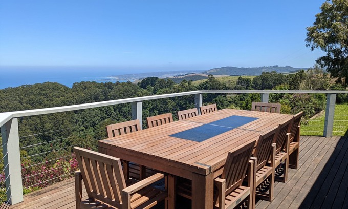 Skenes Creek North House | Eyrie House: Gorgeous panoramics sea views