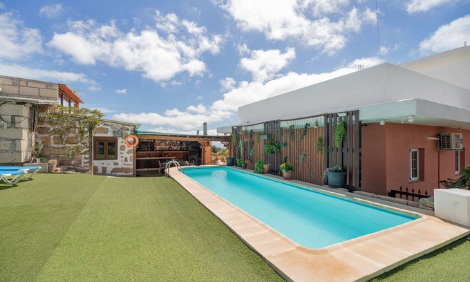 El Rincon Cottage | 'F Tamaide' with Sea View, Wi-Fi and Air Conditioning