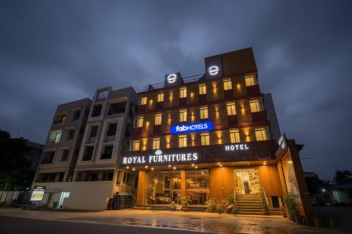 Lakdi Ka Pul Hotel | FabHotel Fortune Grand - Nr Lakdikapul Metro Station