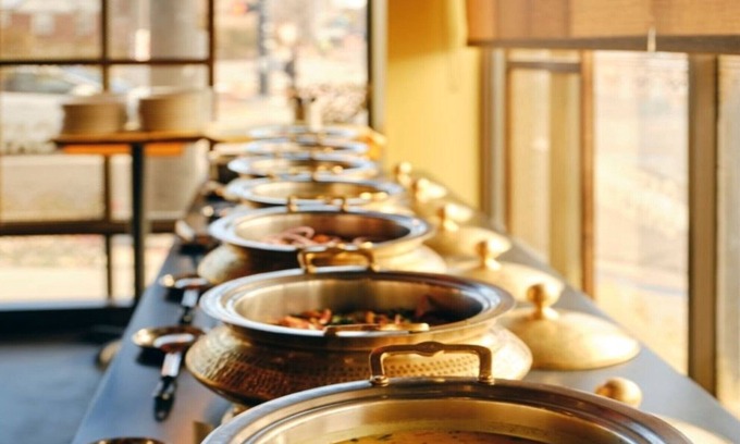 Defence Colony Hotel | Fabhotel Richa Palace