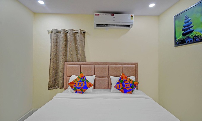 Hyderabad Hotel | Fabhotel Srikara Grand Luxury Rooms