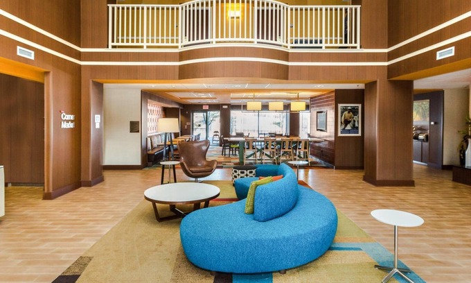 West Des Moines Hotel | Fairfield Inn and Suites by Marriott Des Moines West