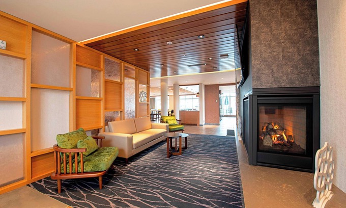 Park Point Hotel | Fairfield Inn & Suites by Marriott Duluth Waterfront