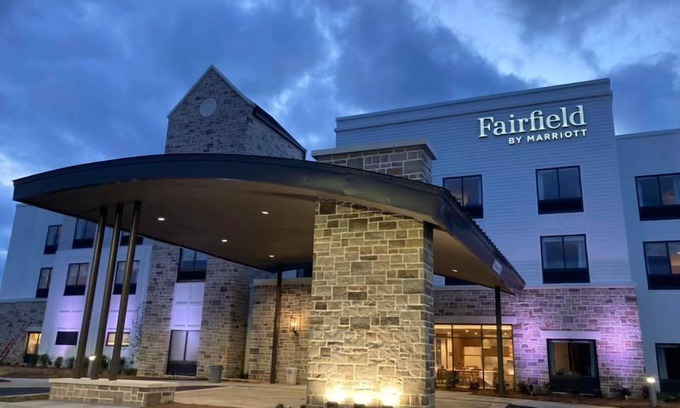 Mount Berry Hotel | Fairfield Inn & Suites by Marriott Rome