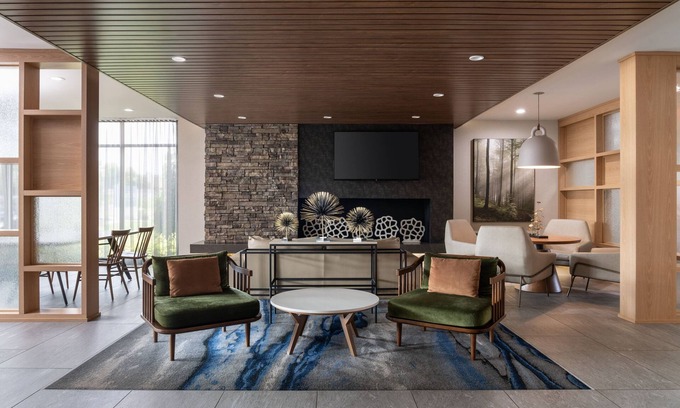 Brooklyn Hotel | Fairfield Inn & Suites by Marriott Cleveland Tiedeman Road