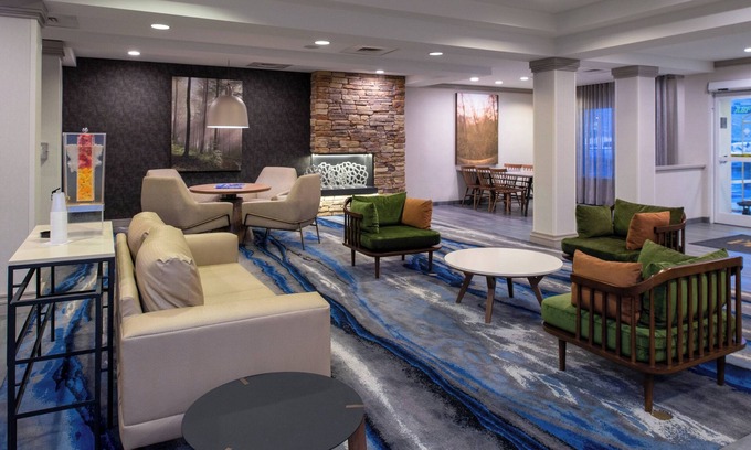 Archdale Hotel | Fairfield Inn & Suites by Marriott High Point/Archdale